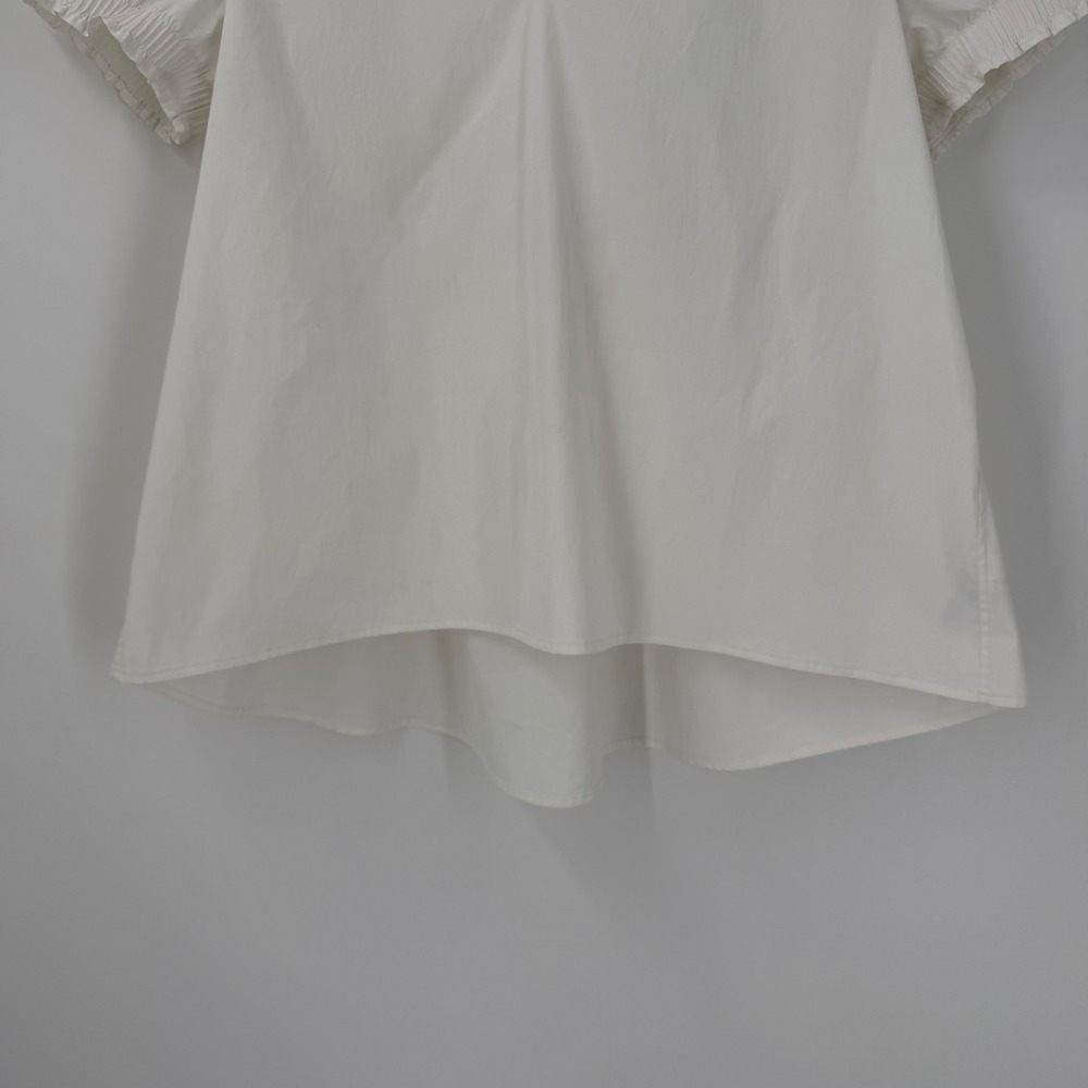 Athleta Levitate Poplin Tee Womens Medium White V-Neck Smocked Puff Sleeve Top - Picture 4 of 10